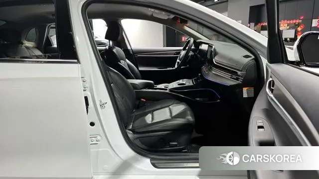 Hyundai The New Grandeur IG Hybrid 2021 Белый из Кореи, фото 2