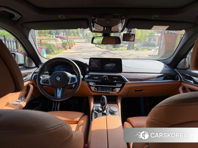 BMW 5 Series (G30) 2021 Серый из Кореи, фото 2