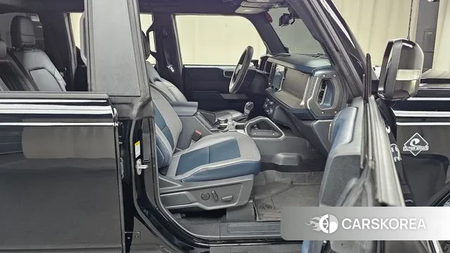 Ford Bronco 6th Generation 2023 Черный из Кореи, фото 2