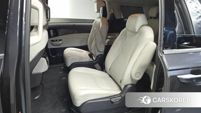 Kia Carnival 4th generation 2023 Серый из Кореи, фото 2
