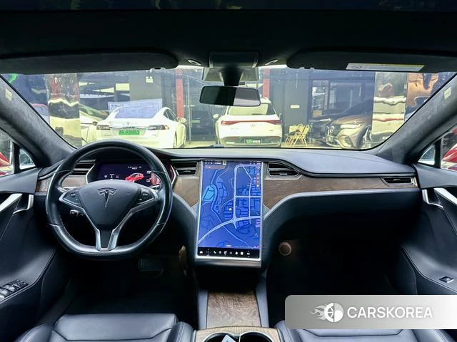 Tesla Model S 2018 Красный из Китая, фото 2