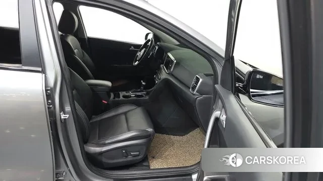 Kia Sportage The Bold 2020 Серый из Кореи, фото 2