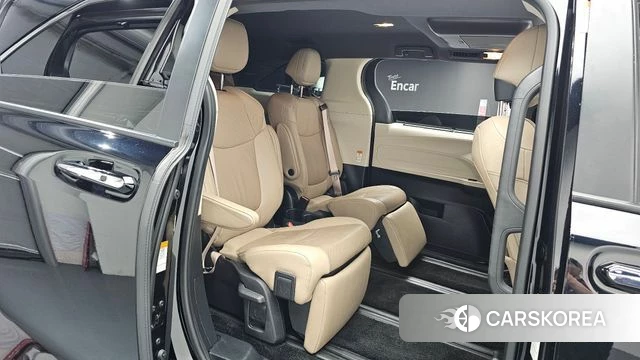 Toyota Sienna 4th Generation 2021 Черный из Кореи, фото 2