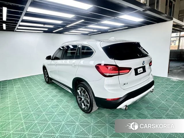 BMW X1 2022 Белый из Китая, фото 2
