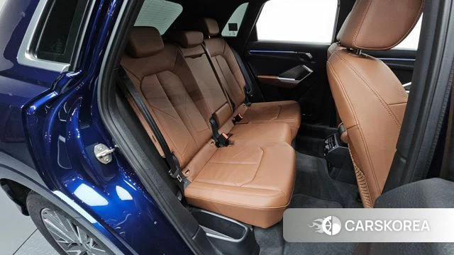 Audi Q3 (F3) 2024 Синий из Кореи, фото 2