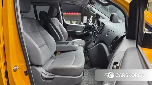 Hyundai The New Grand Starex 2019 Желтый из Кореи, фото 2