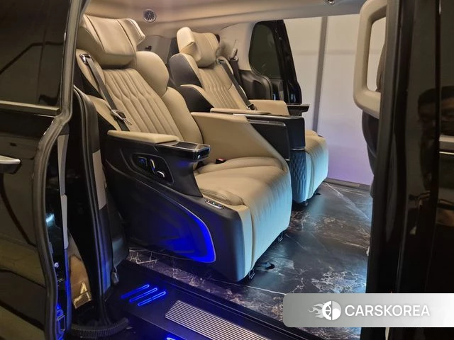 Kia The New Carnival 4th Generation 2025 Черный из Кореи, фото 2