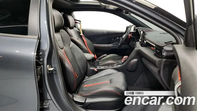 Hyundai Veloster (JS) id 2557640 из Кореи 2