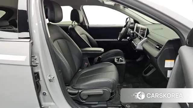 Hyundai Ionic 5 2021 Серебристо-серый из Кореи, фото 2