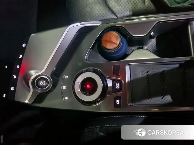 Kia EV6 2022 Белый из Кореи, фото 2