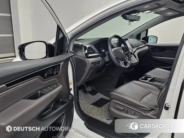 Honda Odyssey 2022 Белый из Кореи, фото 2