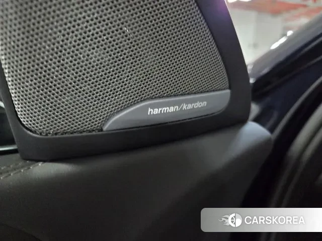 BMW X6 (G06) 2023 Черный из Кореи, фото 2