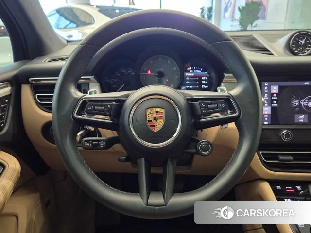 Porsche Macan 2023 Белый из Кореи, фото 2