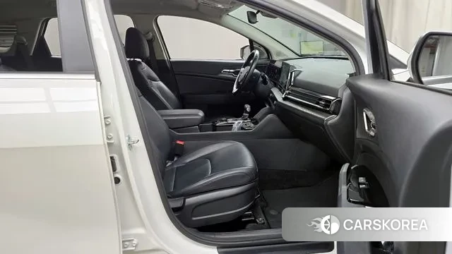 Kia Sportage 5th Generation 2022 Белый из Кореи, фото 2