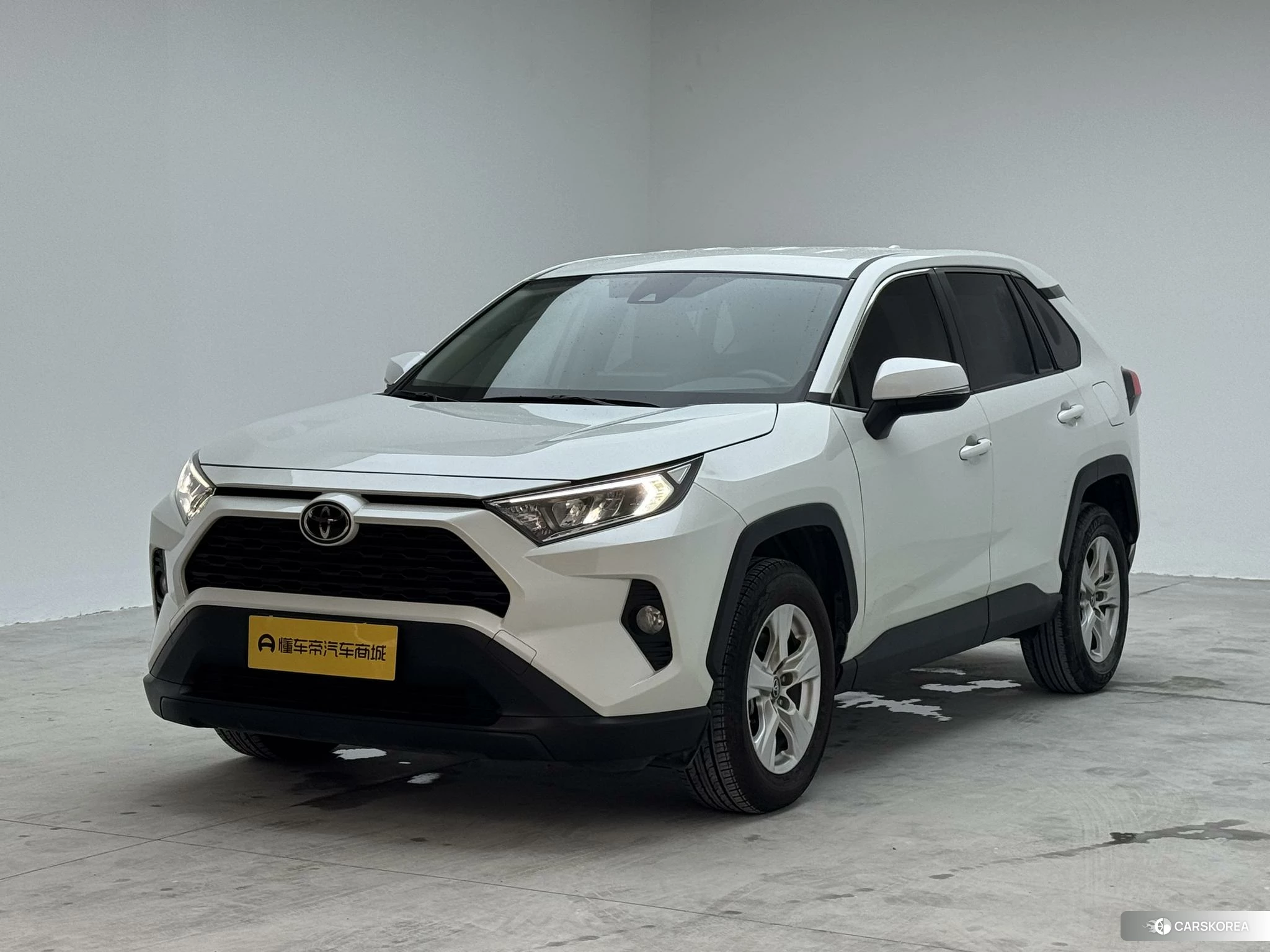 Toyota RAV4 Rongfang 2021 Белый из Китая, фото 2