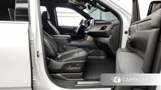 Chevrolet (GM Daewoo) Tahoe 2022 Белый из Кореи, фото 2