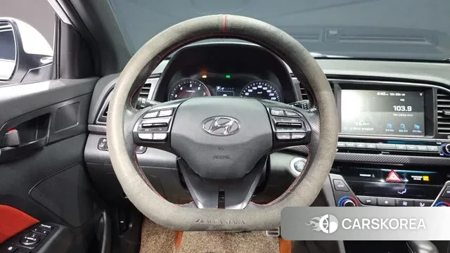 Hyundai Avante AD 2018 Белый из Кореи, фото 2