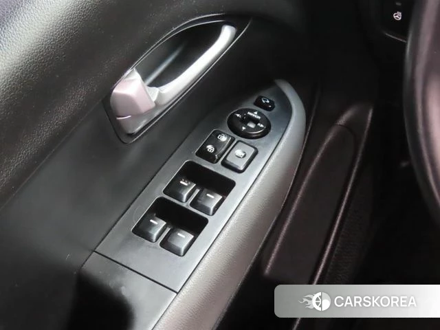 Kia The New Kia Ray 2023 Белый из Кореи, фото 2