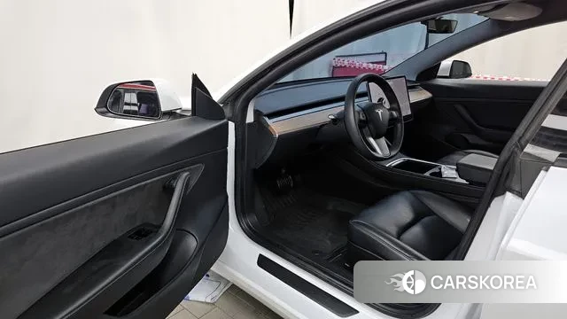 Tesla Model 3 2021 Белый из Кореи, фото 2