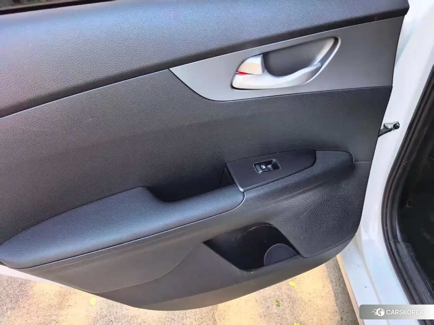 Kia K3 2022 Белый из Китая, фото 2