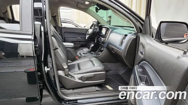 Chevrolet (GM Daewoo) Real New Colorado 2022 Черный из Кореи, фото 2