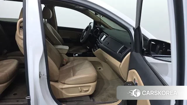 Kia All New Carnival 2018 Белый из Кореи, фото 2