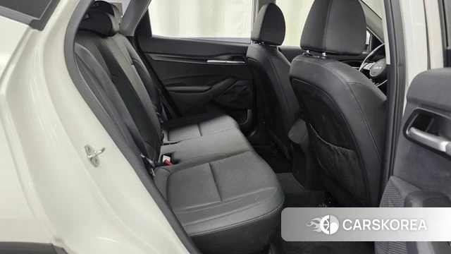 Kia Seltos 2022 Белый из Кореи, фото 2
