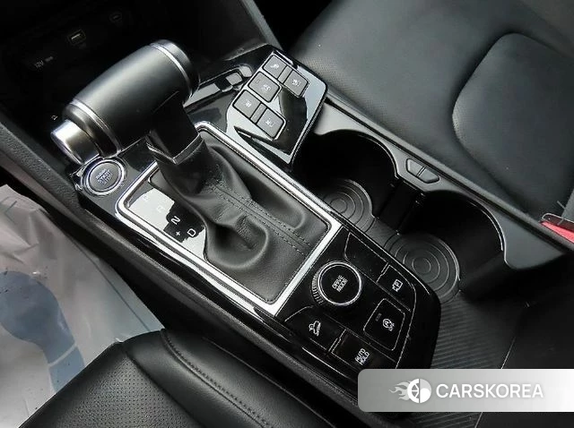 Kia Sportage 5th Generation 2022 Серебристо-серый из Кореи, фото 2