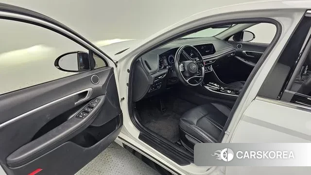 Hyundai Sonata (DN8) 2022 Белый из Кореи, фото 2