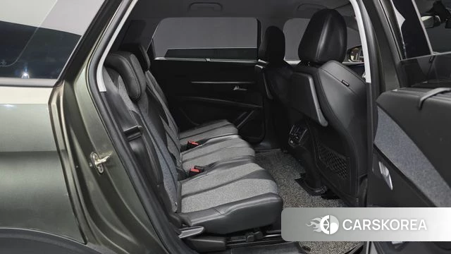 Peugeot 5008 second generation 2018 Серый из Кореи, фото 2