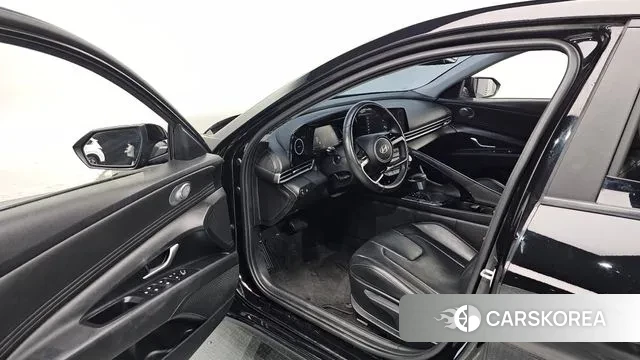 Hyundai The New Avante (CN7) 2023 Черный из Кореи, фото 2