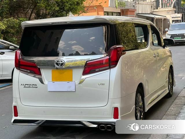 Toyota Elfa 2025 Белый из Китая, фото 2