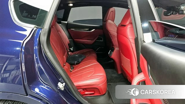 Maserati Levante 2018 Синий из Кореи, фото 2