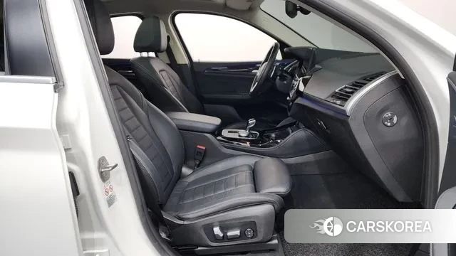 BMW X4 (G02) 2022 Белый из Кореи, фото 2