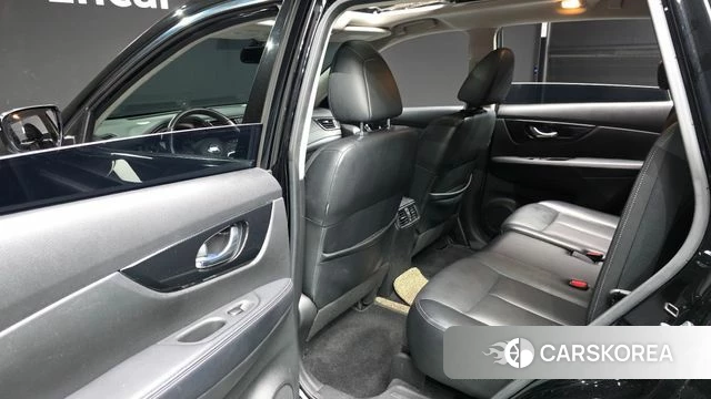 Nissan X Trail 2018 Черный из Кореи, фото 2