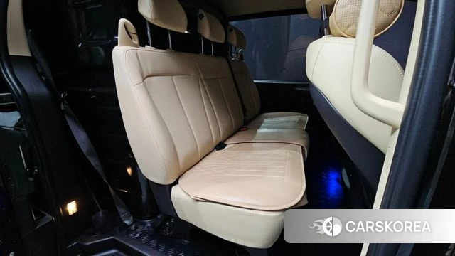 Hyundai Staria 2024 Черный из Кореи, фото 2