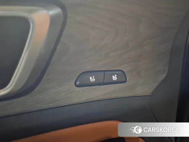 Kia Sportage 5th Generation 2021 Черный из Кореи, фото 2