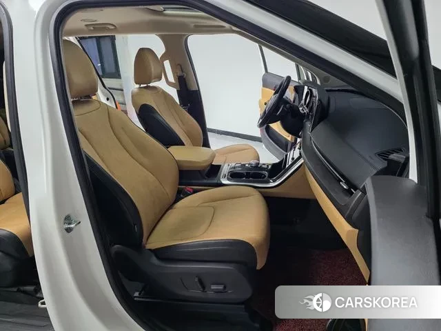 Kia Carnival 4th generation 2021 Белый из Кореи, фото 2