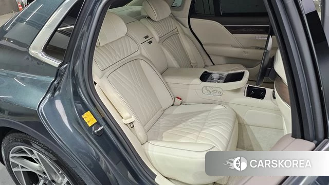 Genesis G90 (RS4) 2022 Темно-зеленый из Кореи, фото 2