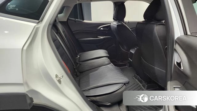 Chevrolet (GM Daewoo) Trax Crossover 2024 Белый из Кореи, фото 2