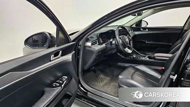 Kia K5 3rd generation 2021 Черный из Кореи, фото 2