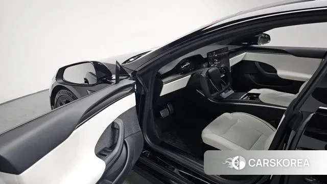 Tesla Model S 2023 Черный из Кореи, фото 2