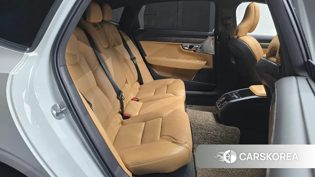 Volvo S90 2023 Белый из Кореи, фото 2