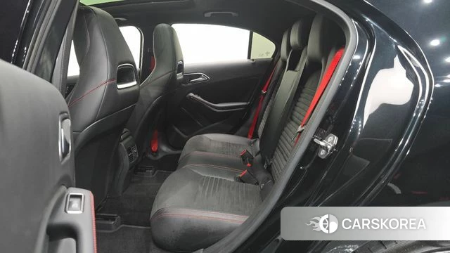 Mercedes-Benz A-Class W176 2018 Черный из Кореи, фото 2