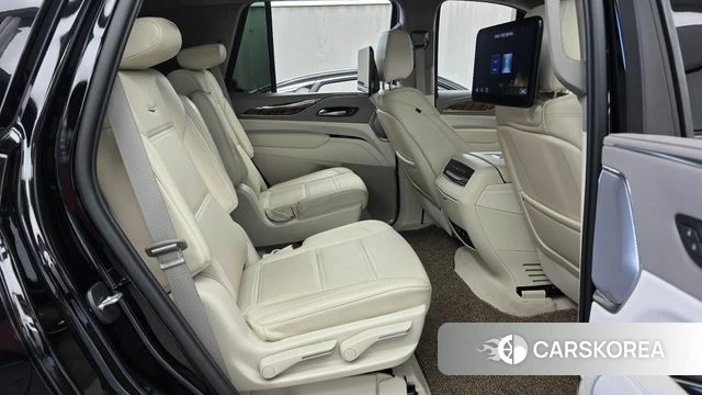Cadillac Escalade 5th Generation 2023 Черный из Кореи, фото 2