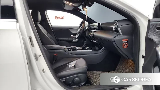 Mercedes-Benz A-Class W177 2021 Белый из Кореи, фото 2