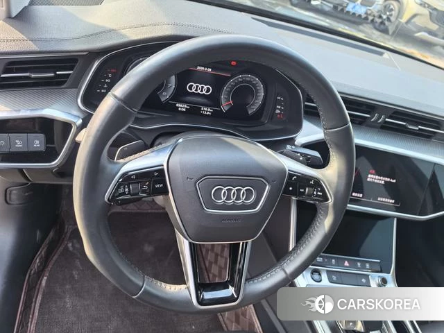 Audi A6L 2021 Черный из Китая, фото 2