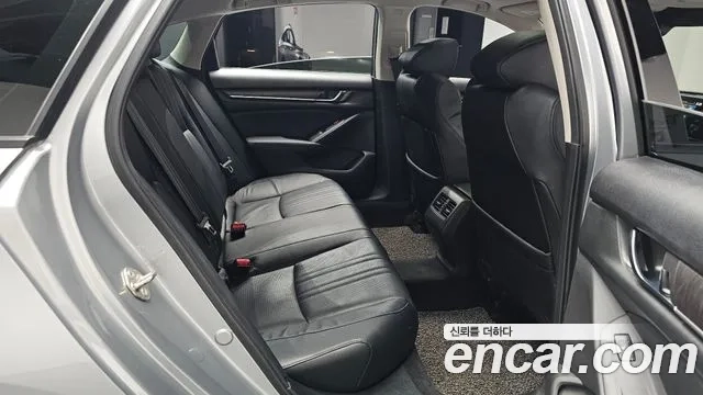 Honda Accord 10th Generation 2018 Серебристо-серый из Кореи, фото 2