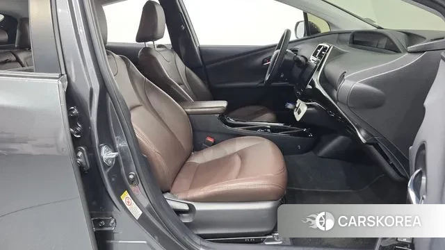 Toyota Prius 4th Generation 2018 Серый из Кореи, фото 2