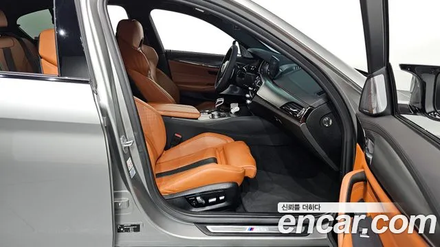 BMW M5 (F90) 2018 Серебристо-серый из Кореи, фото 2